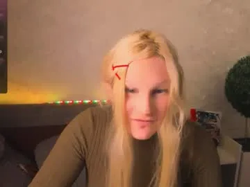 glossybabe_ – webcam model profile photo Image 7