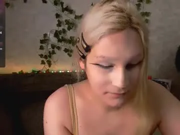 glossybabe_ – webcam model profile photo Image 8