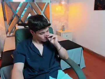 cute_fox_girl – webcam model profile photo Image 14