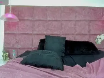 MaddieBryggs – webcam model profile photo Image 2