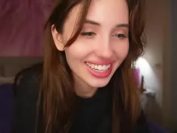 krissone – webcam model profile photo Image 7