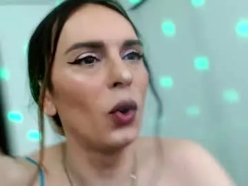 lilbbyliv – webcam model profile photo Image 9