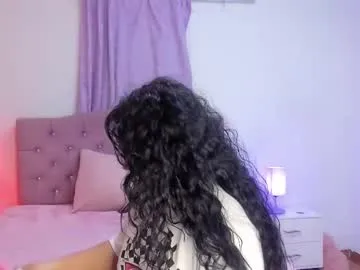 glossybabe_ – webcam model profile photo Image 19