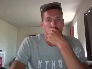 LinaTwins – webcam model profile photo Image 2