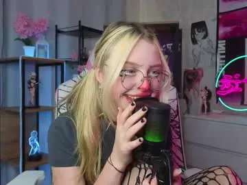 xlunami – webcam model profile photo Image 3