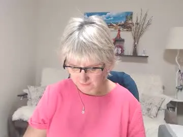 pinkadele – webcam model profile photo Image 17