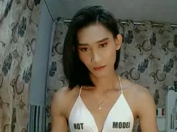 ANGELonDUTY – webcam model profile photo Image 4