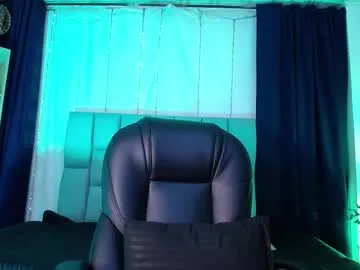 lessboobs_gh Image 5