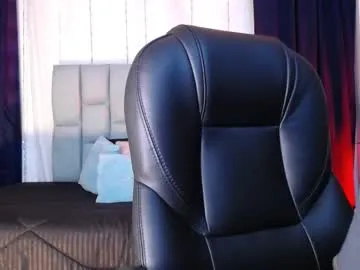 lessboobs_gh Image 8