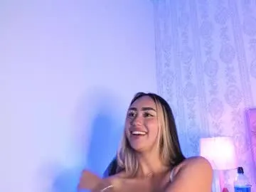 MaddieBryggs – webcam model profile photo Image 11