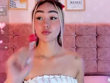 MaddieBryggs – webcam model profile photo Image 9