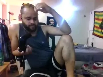 Almondmilka – webcam model profile photo Image 12