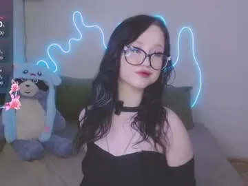 lilhornyprincess Image 2