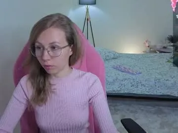 pinkadele – webcam model profile photo Image 12