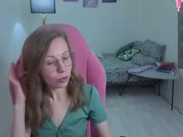 pinkadele – webcam model profile photo Image 8