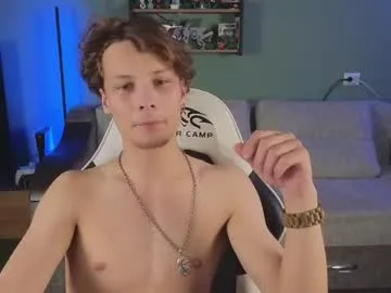 blonde_bigtits – webcam model profile photo Image 11