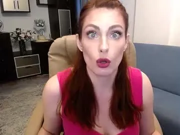 little__sophie18 – webcam model profile photo Image 2