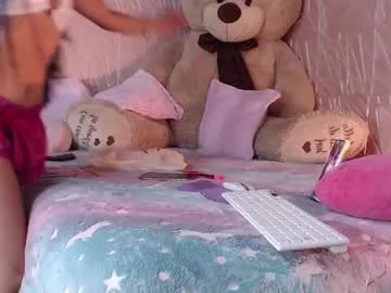 vixenvictoriaa – webcam model profile photo Image 7