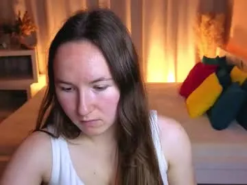 PeachPie – webcam model profile photo Image 19