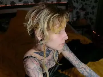 ANGELonDUTY – webcam model profile photo Image 11