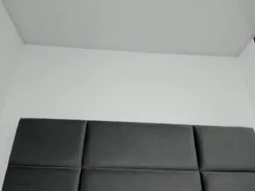 karolina7 – webcam model profile photo Image 3