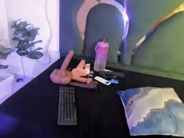 heavenlysky_ – webcam model profile photo Image 10