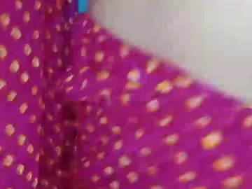 loveuniverse8 – webcam model profile photo Image 13