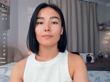 LinaTwins – webcam model profile photo Image 5