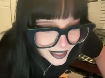 murr-kitty – webcam model profile photo Image 15