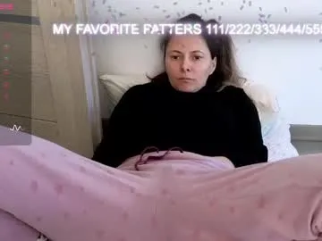 cute_fox_girl – webcam model profile photo Image 2