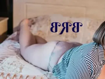 Naughty-Mailey – webcam model profile photo Image 6