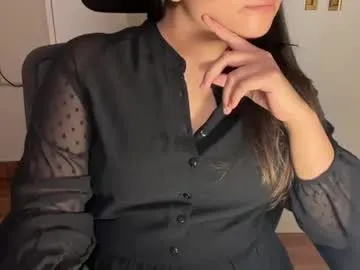 ANGELonDUTY – webcam model profile photo Image 6