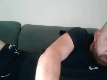 xlunami – webcam model profile photo Image 14