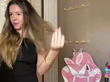 bridgetjean – webcam model profile photo Image 16