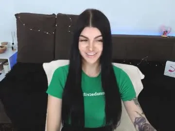 hotsweetangel4u – webcam model profile photo Image 10