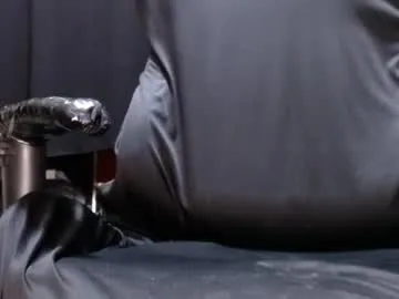 purepleasure25 – webcam model profile photo Image 12