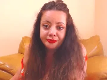 MinniMia – webcam model profile photo Image 4