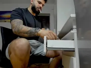 mayadashaaa – webcam model profile photo Image 3