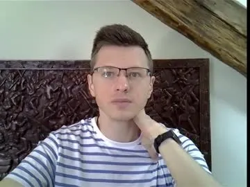 stivenbenet1 – webcam model profile photo Image 4