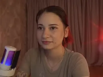 lumenova – webcam model profile photo