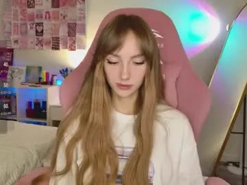 glossybabe_ – webcam model profile photo Image 18