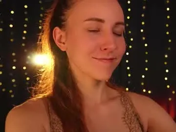 MaddieBryggs – webcam model profile photo Image 14