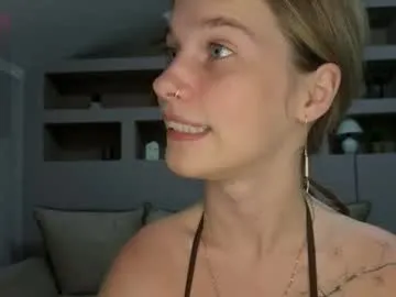 Sonya-reallsugar – webcam model profile photo Image 12