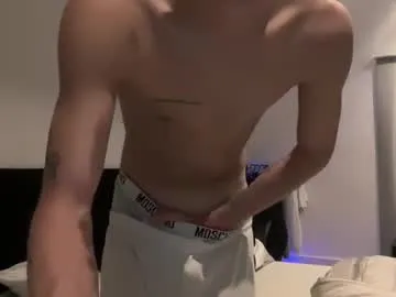 pleasant_fun – webcam model profile photo Image 5