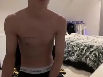 pleasant_fun – webcam model profile photo Image 9