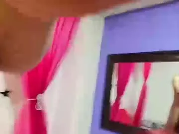 pinkadele – webcam model profile photo Image 15