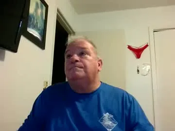 emmawuilian – webcam model profile photo Image 15