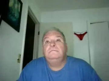 emmawuilian – webcam model profile photo Image 4