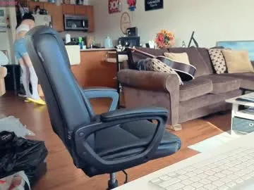 Dooomina35 – webcam model profile photo Image 2