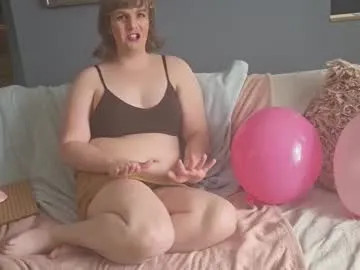 MinniMia – webcam model profile photo Image 2